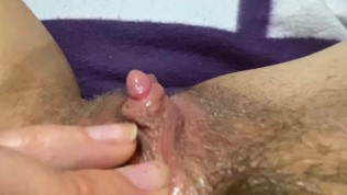 huge clitoris jerking and rubbing orgasm in extreme close up pov HD
