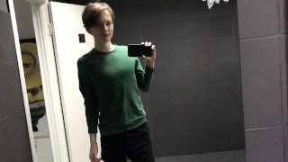 RISKY! JERKING OFF IN PUBLIC TOILET (23cm)/ Teen boy / Cute Boy / Hidden